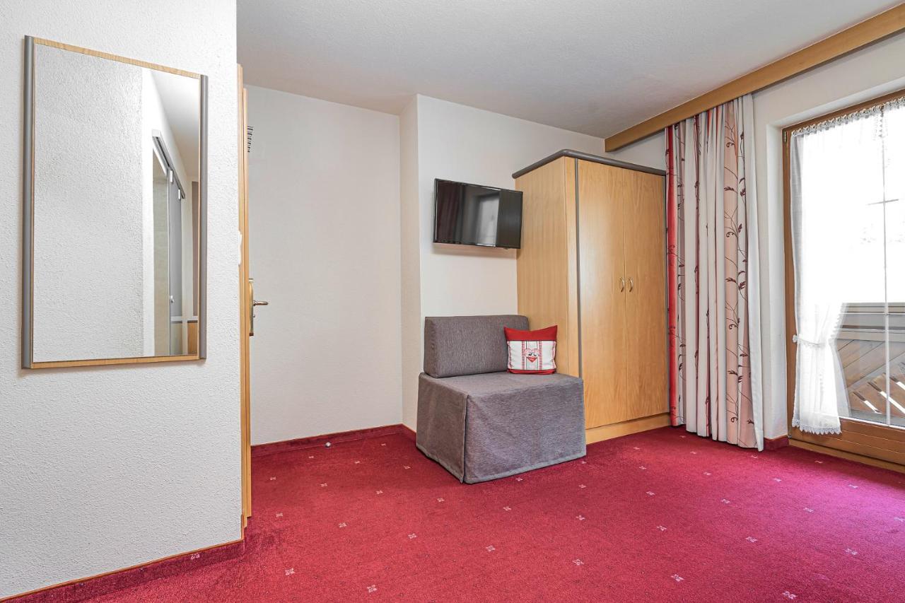 Garni Vierjahreszeiten Sölden Esterno foto