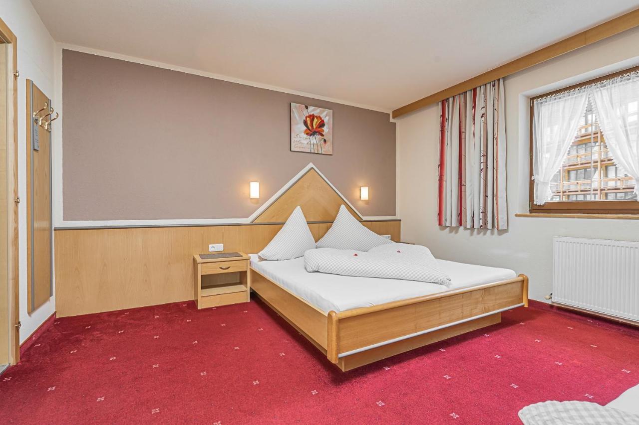 Garni Vierjahreszeiten Sölden Esterno foto